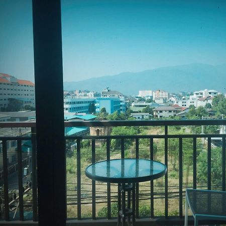 린라다 로프트 레지던트 호텔 치앙마이 외부 사진