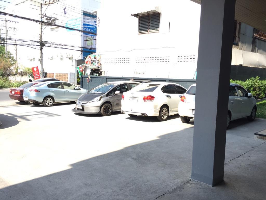 린라다 로프트 레지던트 호텔 치앙마이 외부 사진